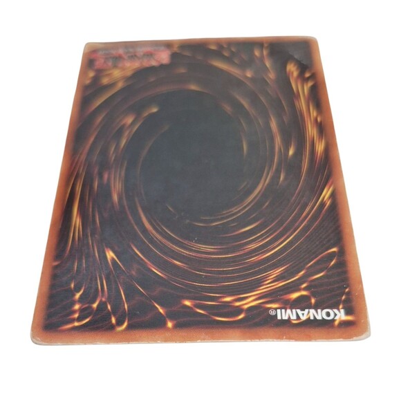 Blue-Eyes White Dragon SDK-001 1st Edition Ultra Rare Yu-Gi-Oh! Starter Deck Kai - Picture 9 of 9